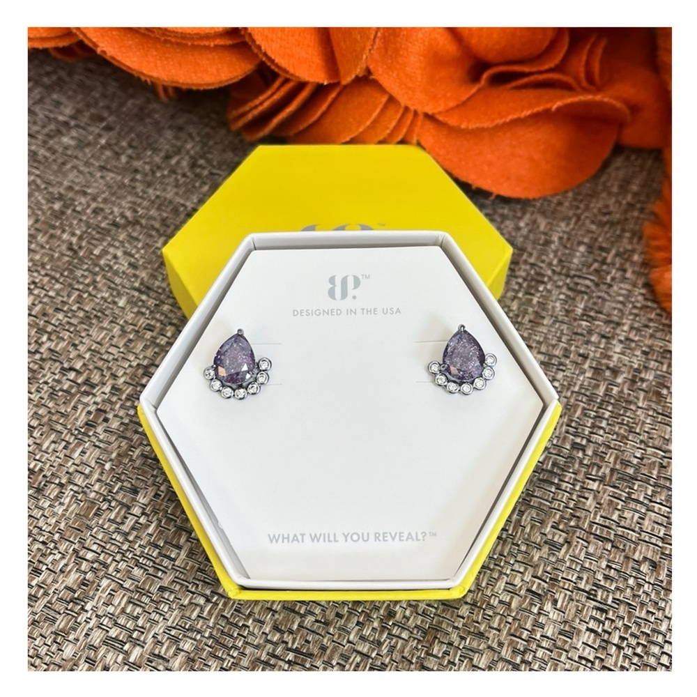 ❣️🆕Bomb Party Yours In A Heartbeat Amethyst Ice Crystal Earrings❣️